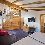 Chesa Valese By Sisters Hotel 4*