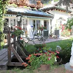 Ξενοδοχείο Chesa Valese By Sisters
