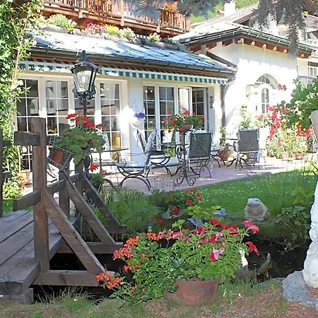 Chesa Valese By Sisters Hotel
