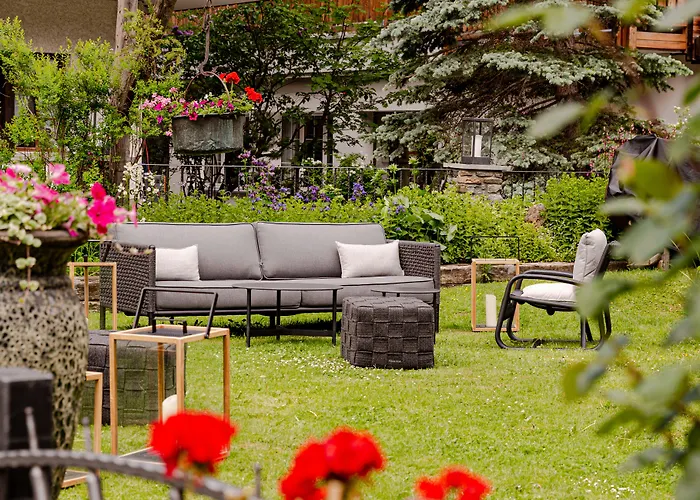 Chesa Valese By Sisters Hotel 4*