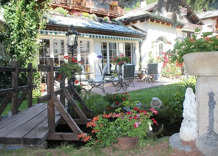 Hotel Chesa Valese By Sisters