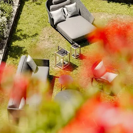 Chesa Valese By Sisters