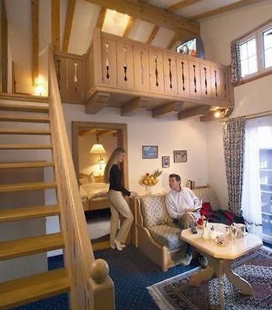 Hotel Chesa Valese By Sisters 4*