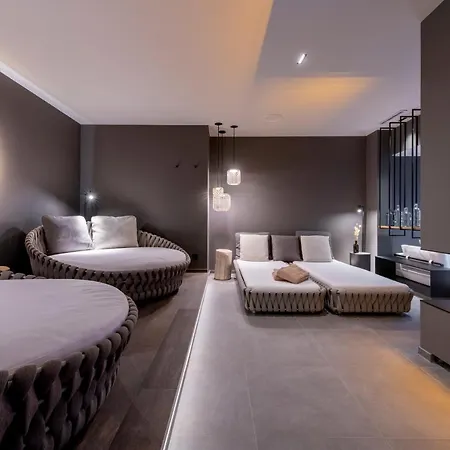 Chesa Valese Otel