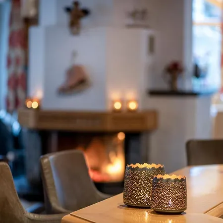 Chesa Valese By Sisters Hotel